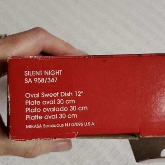 Mikasa Etched Graphic Silent Night Oval Sweet 12" Dish Plate - Picture 3 of 8